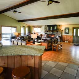 Grande Butte Lodge - Hocking Hills