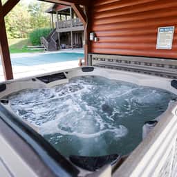 Grande Butte Lodge - Hocking Hills
