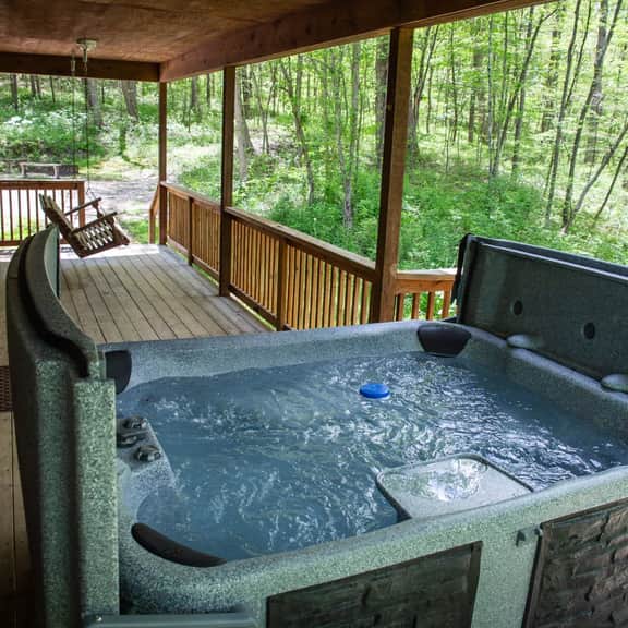 Couple's Paradise I - Hocking Hills